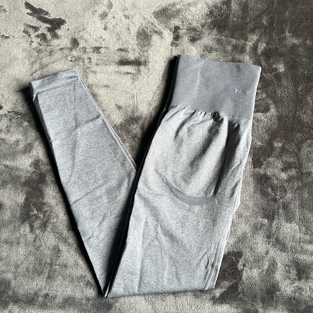 NVGTN Gray High-Rise Pocket Leggings